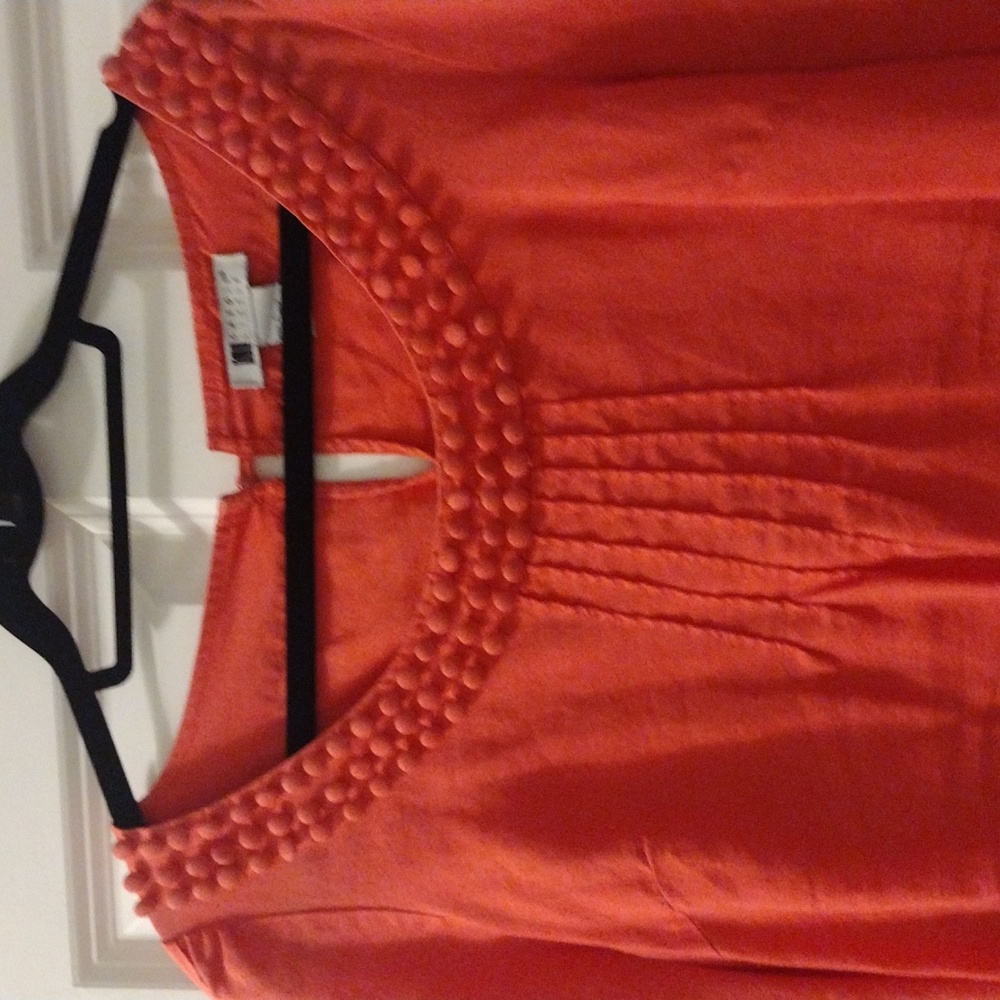 Carole Little large redish blouse. Slightly faded - Picture 2 of 3